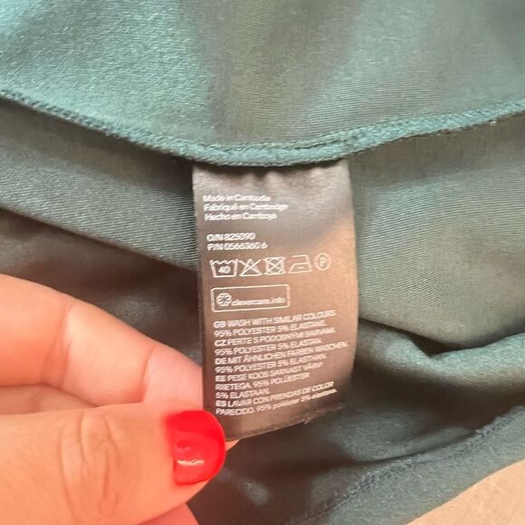 🔥🔥5 for $25🔥🔥H&M green off the shoulder bell sleeve cocktail party sheath dress - Picture 9 of 11